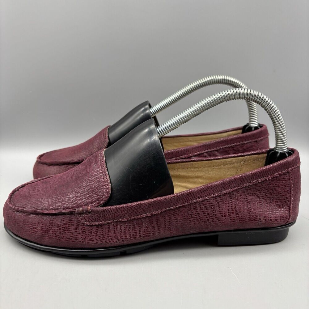 Michelle D Loafers Women’s Size 8 M Red Leather Slip‎ On